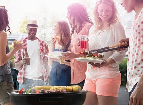 barbecue-party-femmes