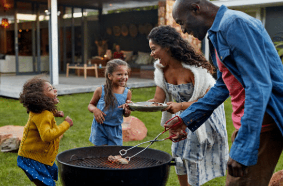 Soirée barbecue : les avantages de la pergola